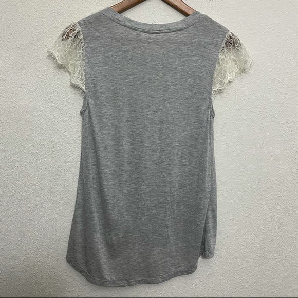 E by Eloise Gray Top Lace Detail Small - Picture 4 of 4